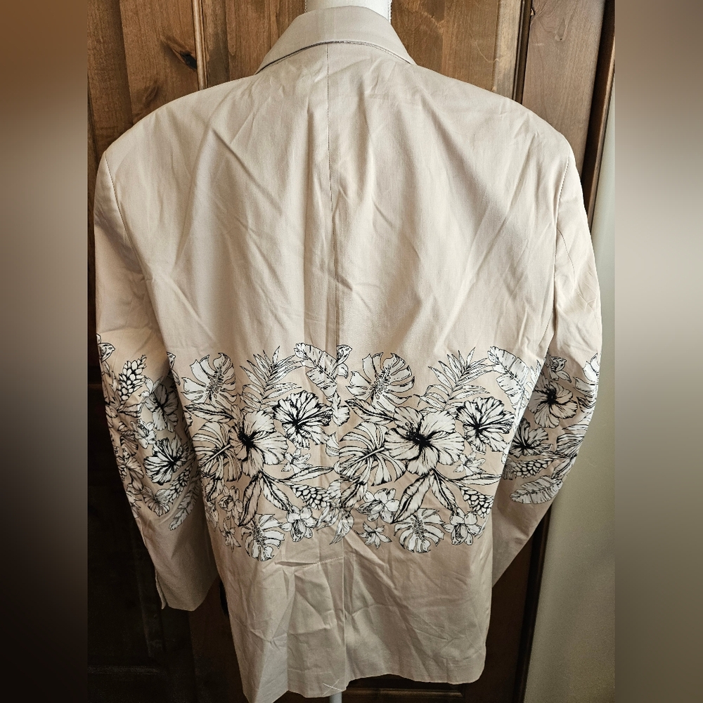 Women's Blazer Jacket - Picture 4 of 5